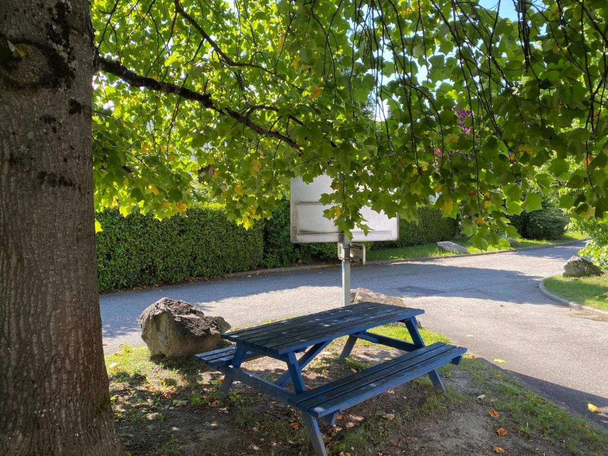 Ibis Budget Albertville Gilly-sur-Isere Buitenkant foto
