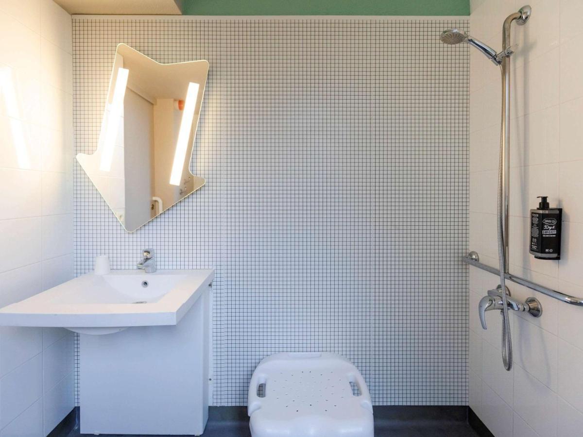 Ibis Budget Albertville Gilly-sur-Isere Buitenkant foto